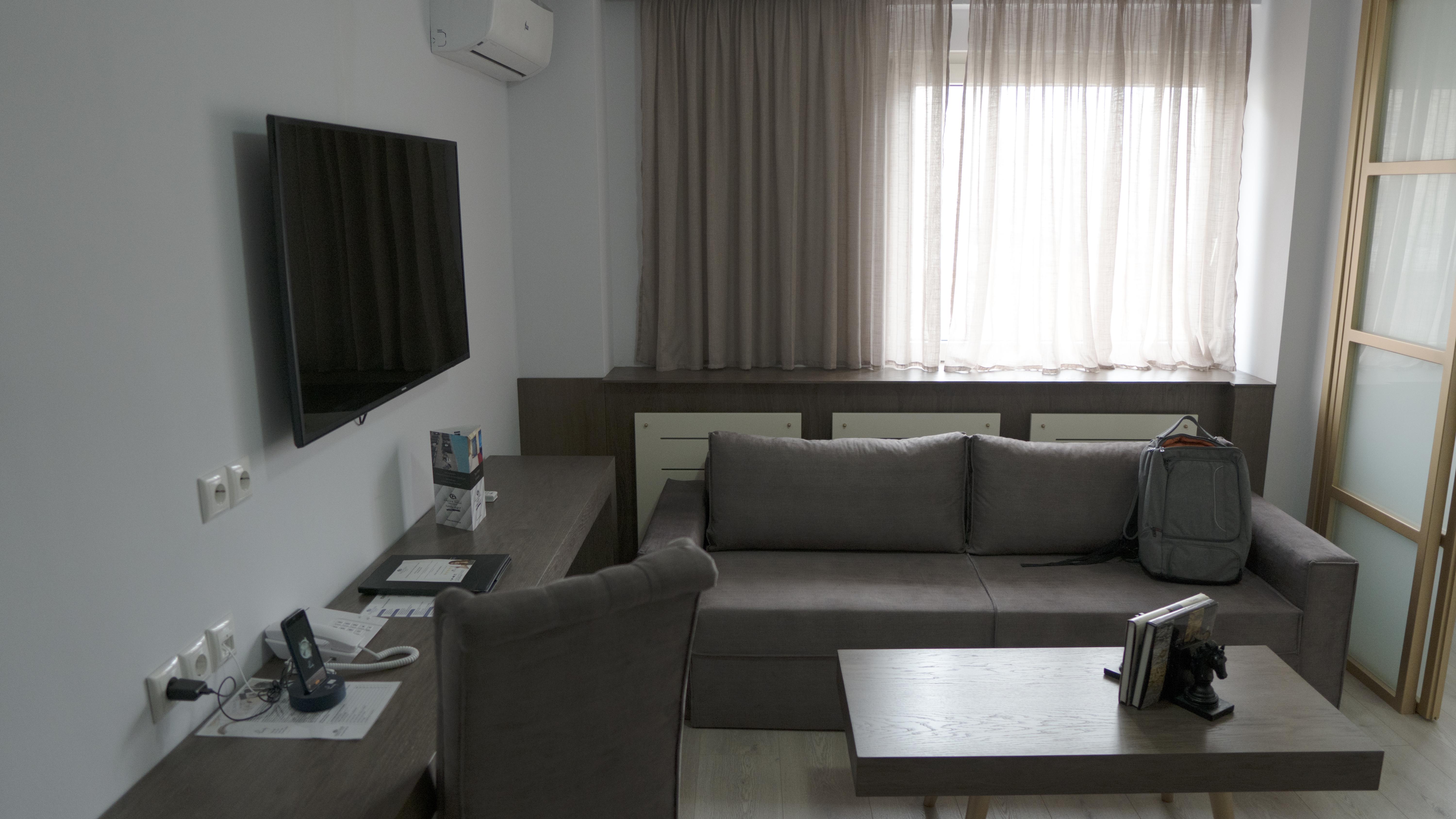 Capsis Hotel