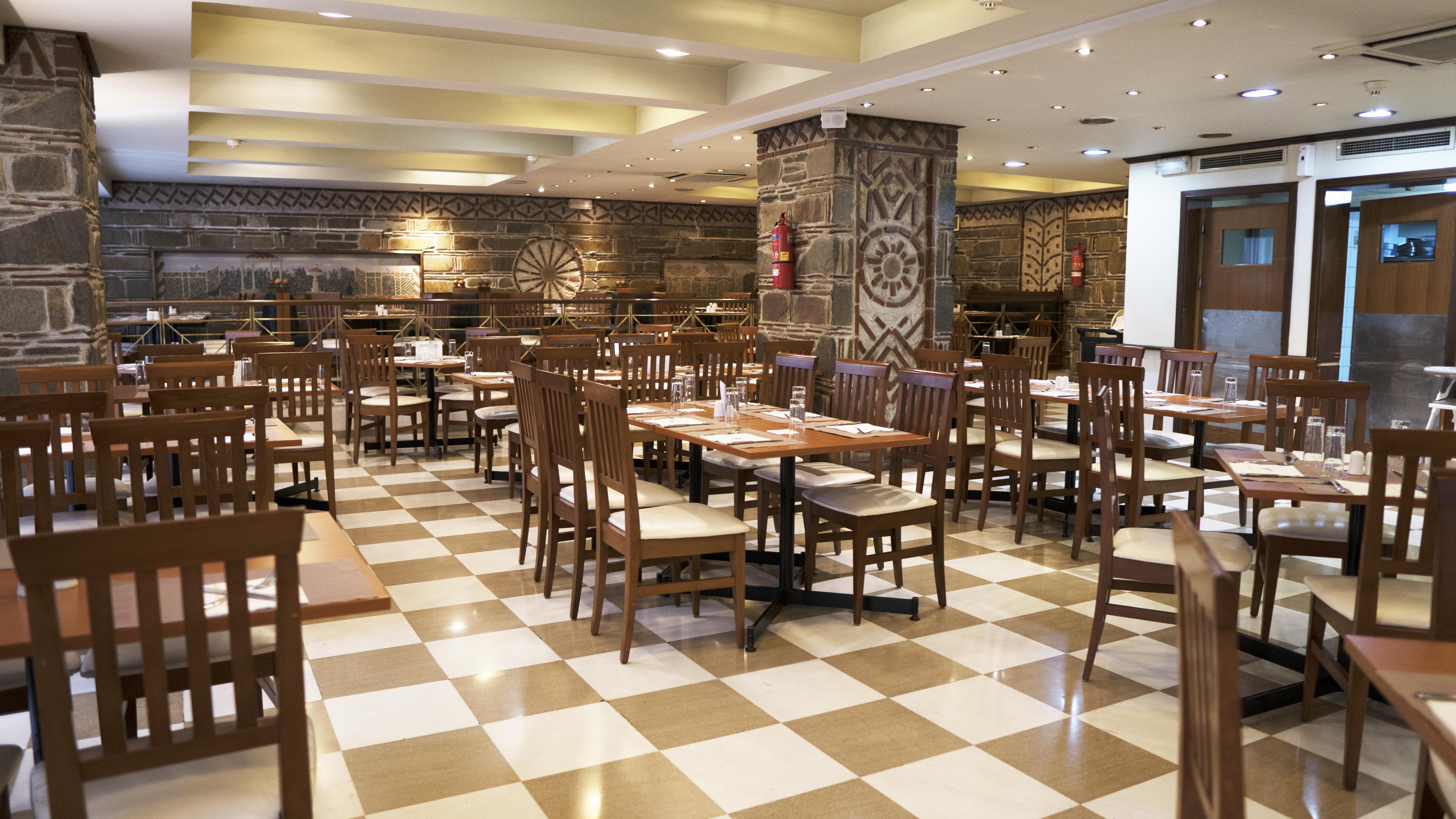 Hotel Capsis 4*