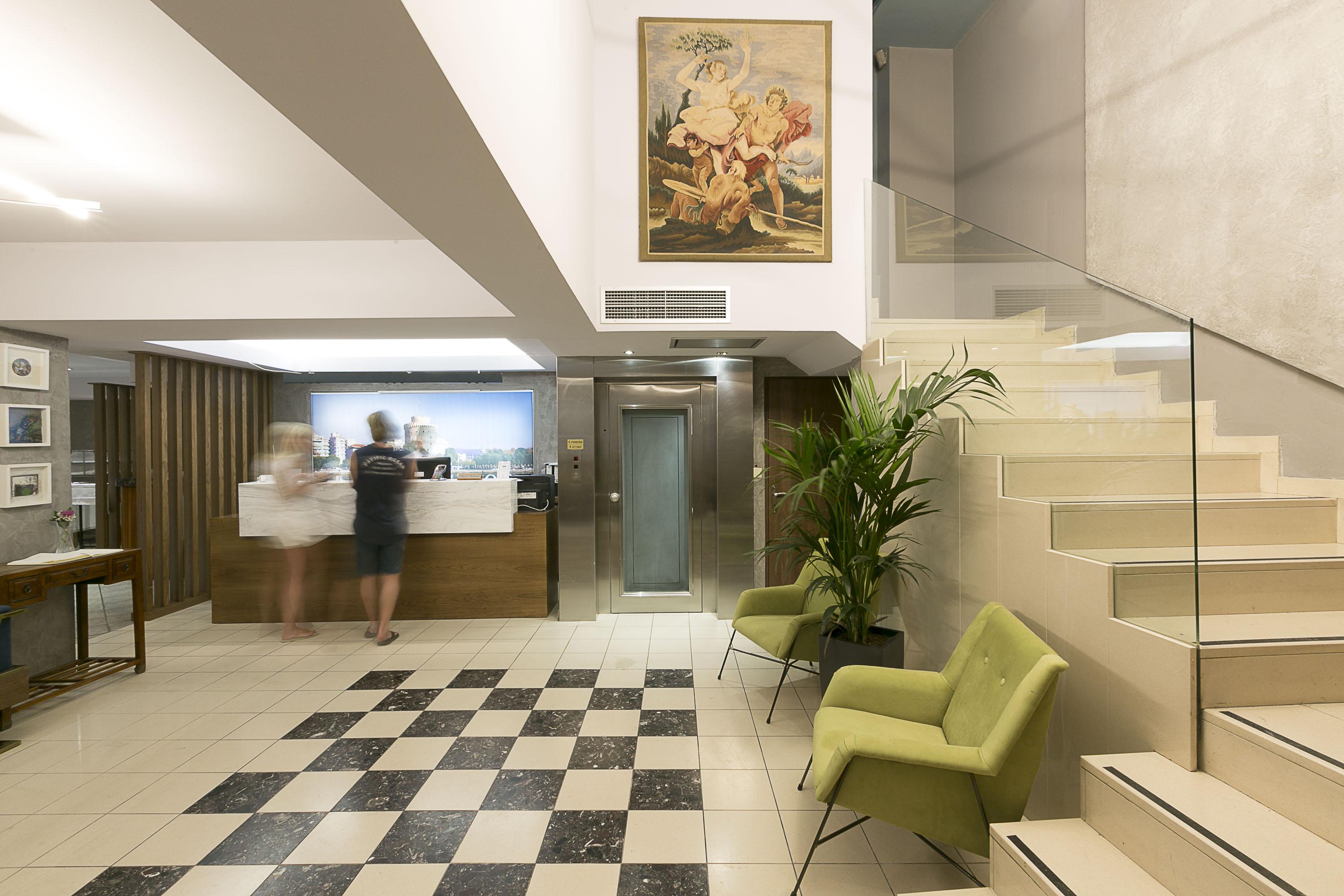 Plaza Hotel, Philian And 3*