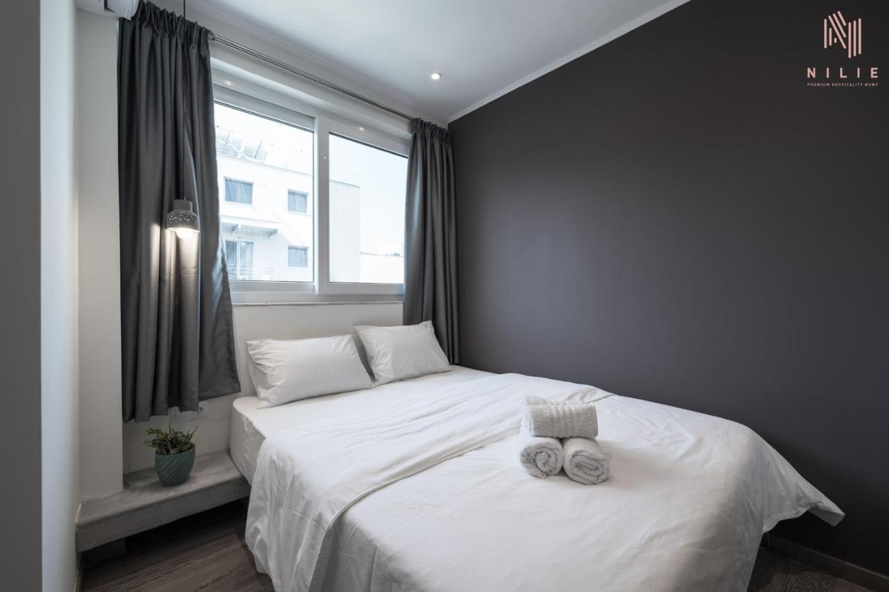 Bourn, Nilie Hospitality Mgmt