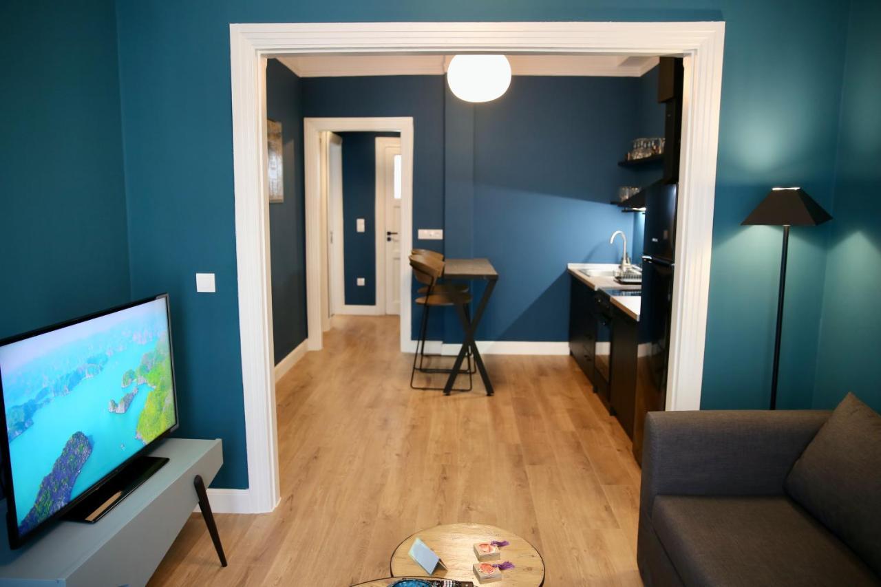 Urban Living 1 Apartment