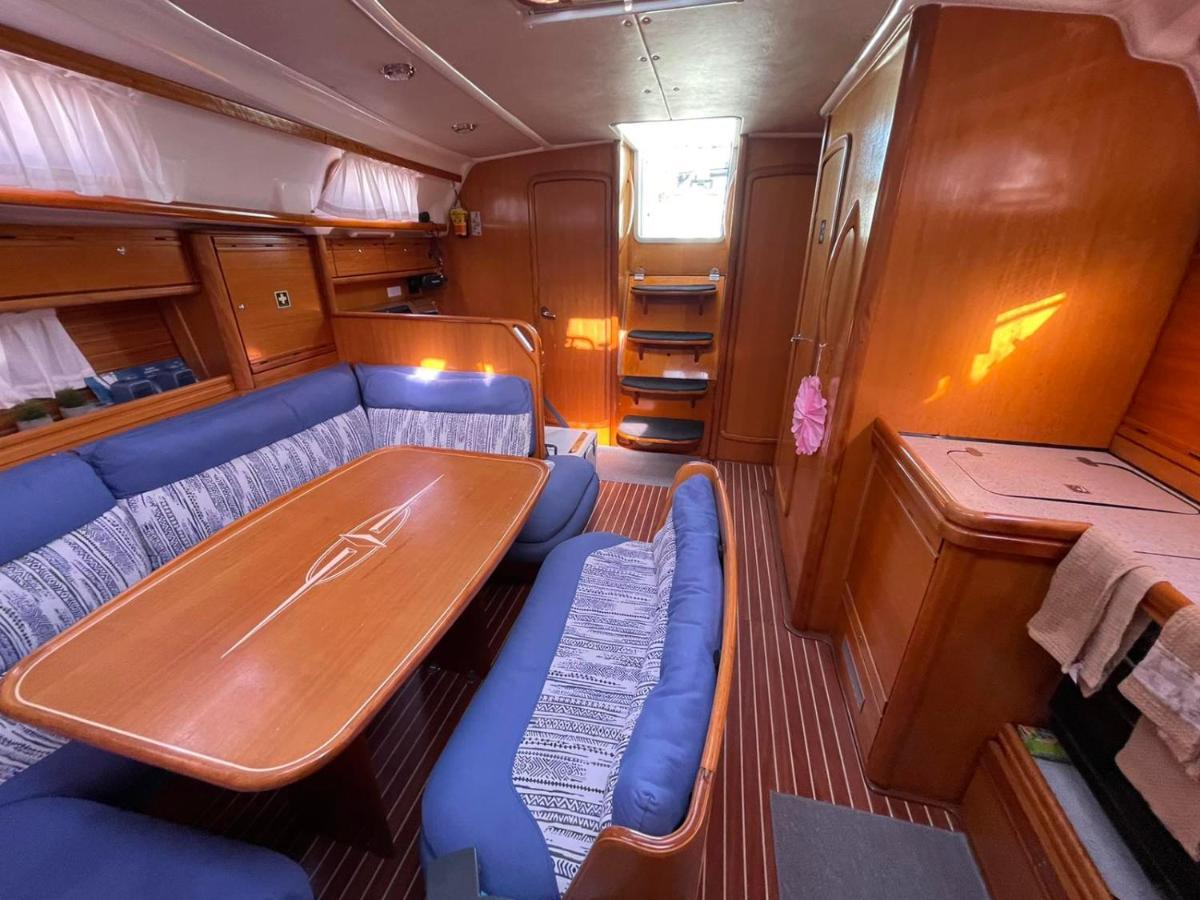 Tekne Aida Sailing Boat *