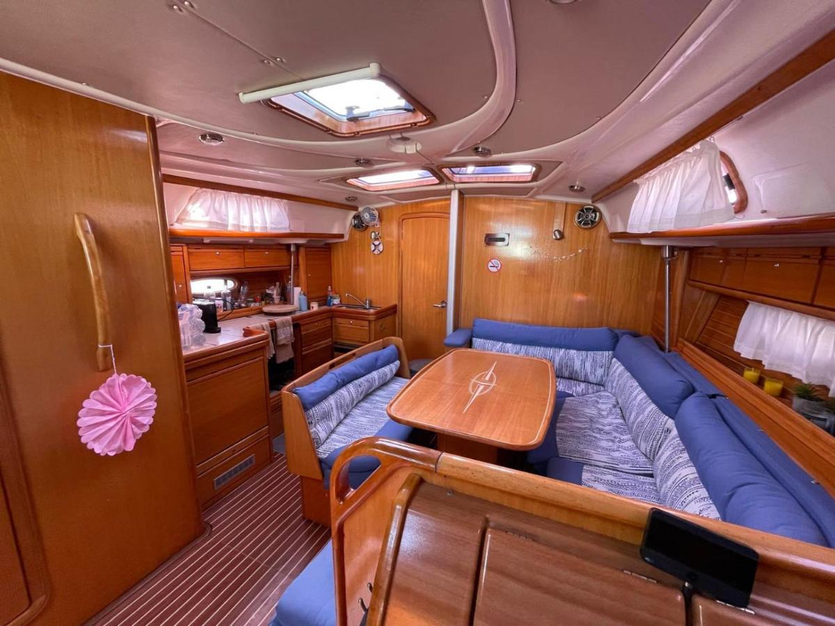 Aida Sailing Boat Tekne