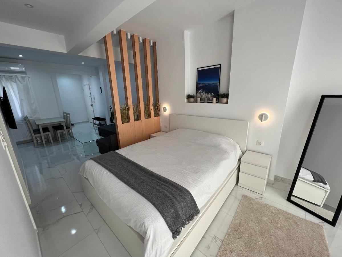 Modern 1-bedroom In The Center Apartment *