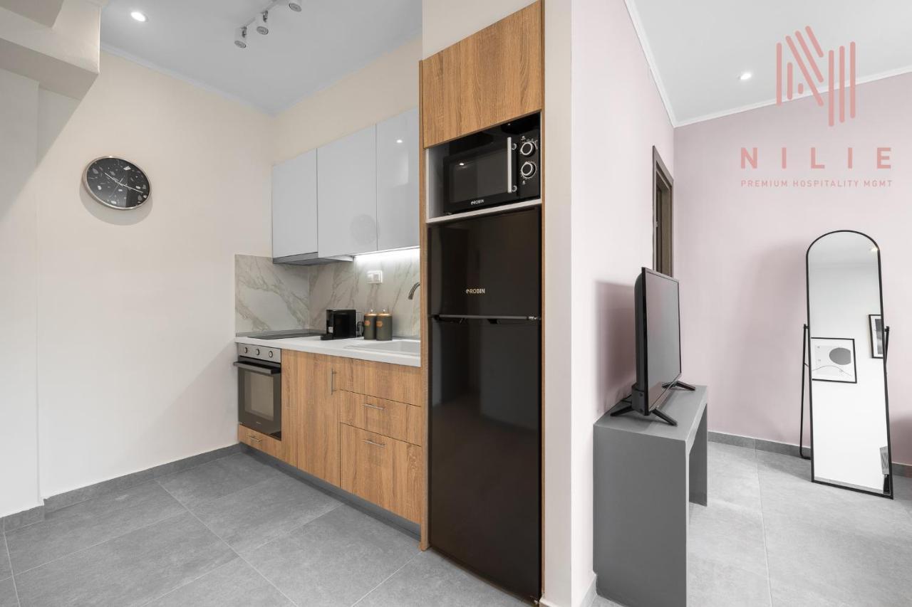 Bourn, Nilie Hospitality Mgmt Apartment