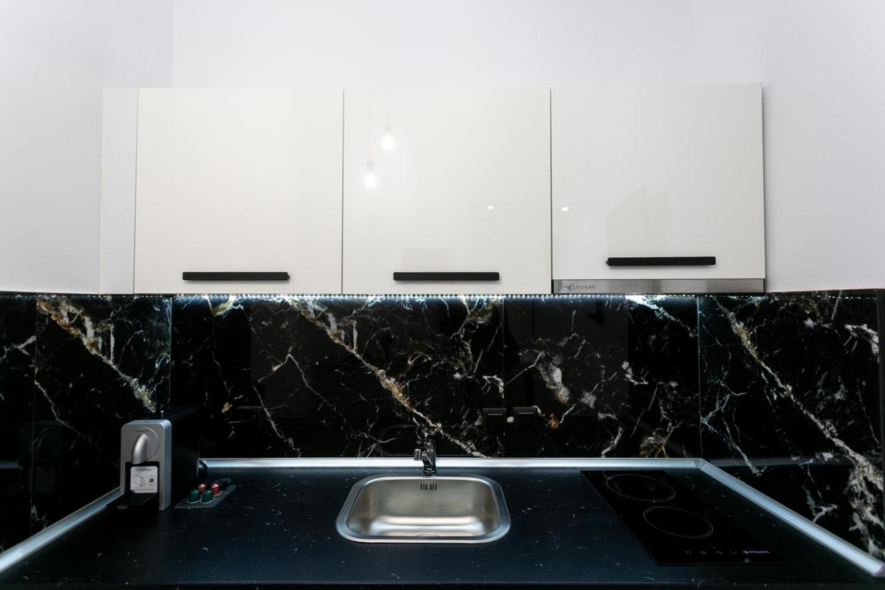 Near To White Tower 40sqm , Gas Heating, Optical Fiber, 2smart Tv, Private Entrance Daire *