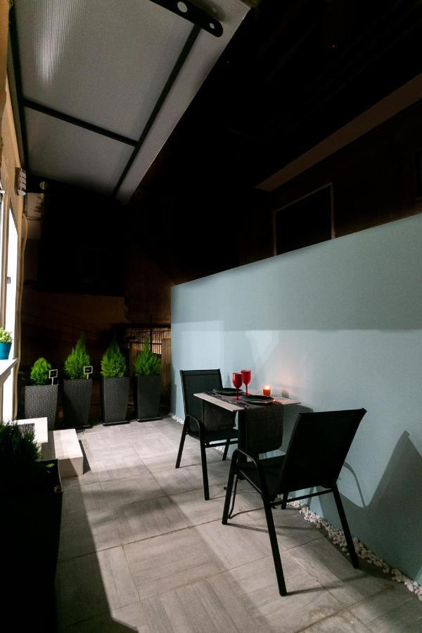 Near To White Tower 40sqm , Gas Heating, Optical Fiber, 2smart Tv, Private Entrance Selanik