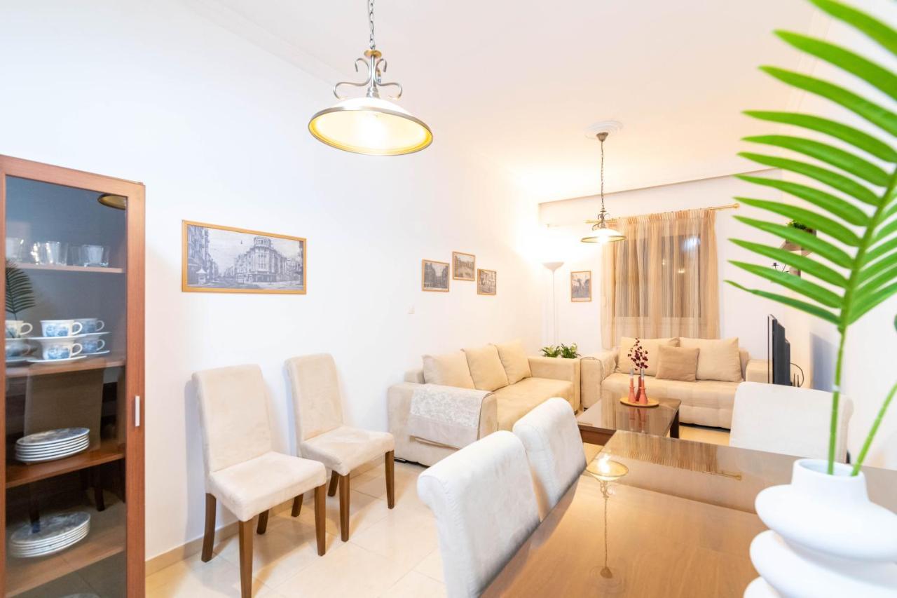 F & B Collection - 2 Bedroom Flat * Thessaloniki