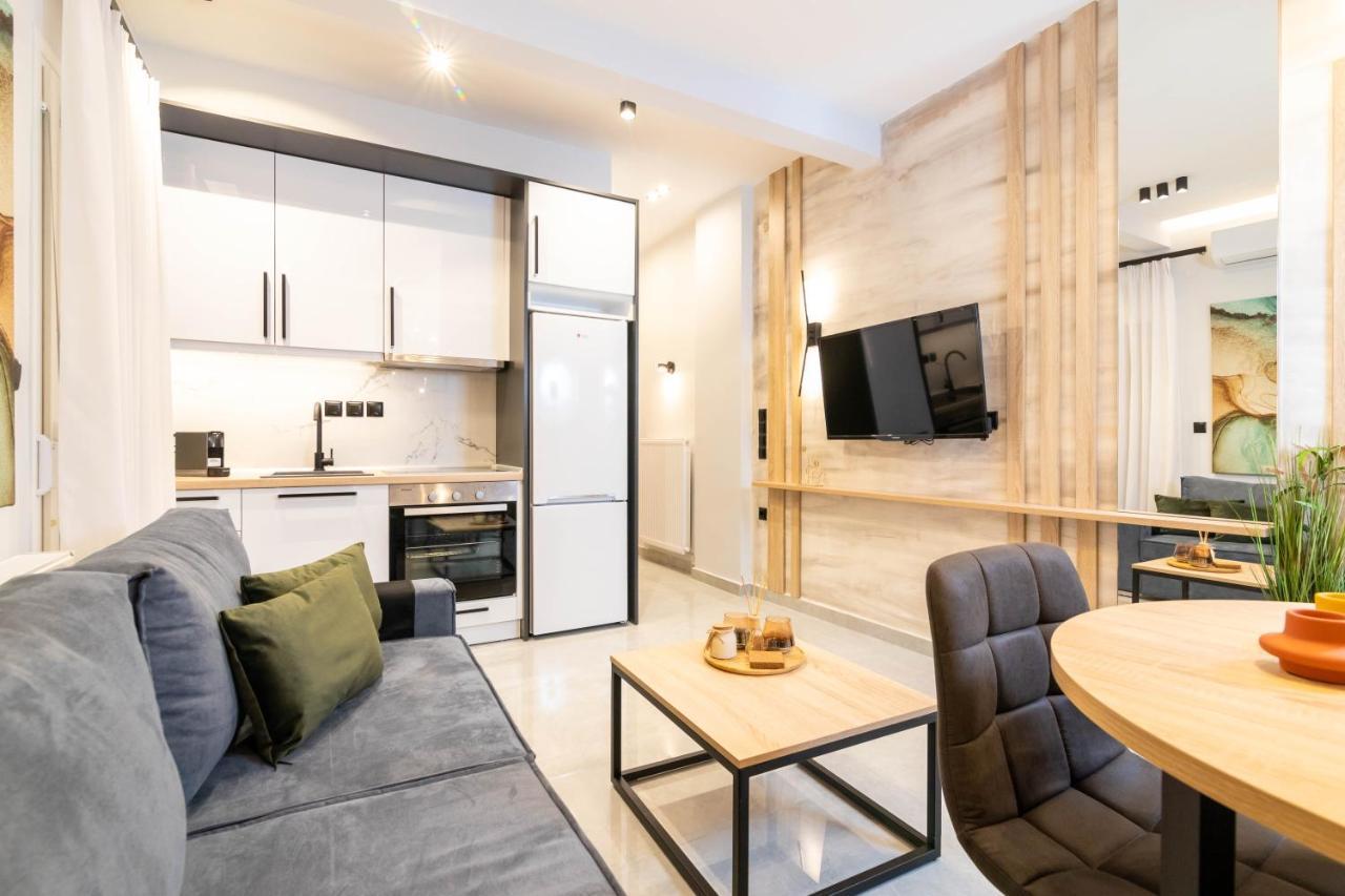 Căn hộ F & B Collection - 2 Bedroom *