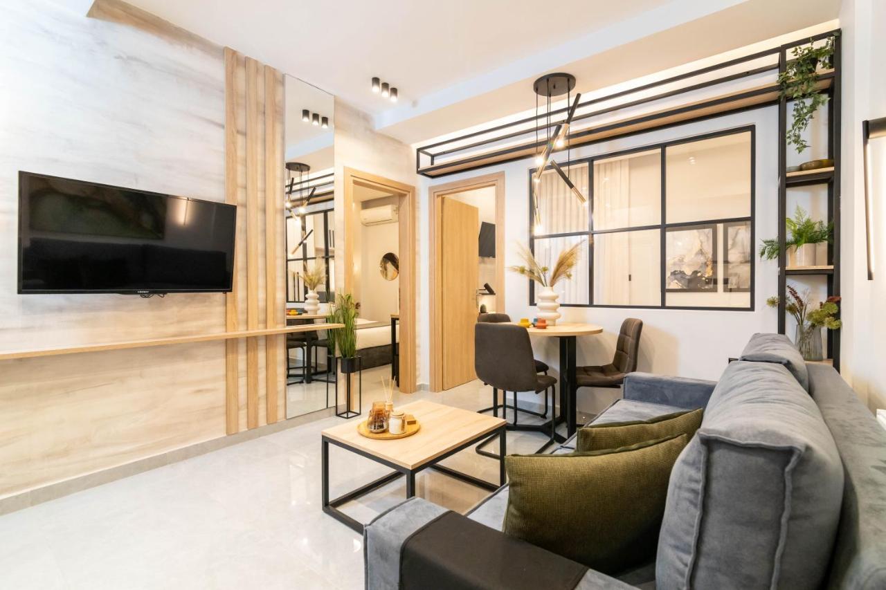 F & B Collection - 2 Bedroom * Thessaloníki