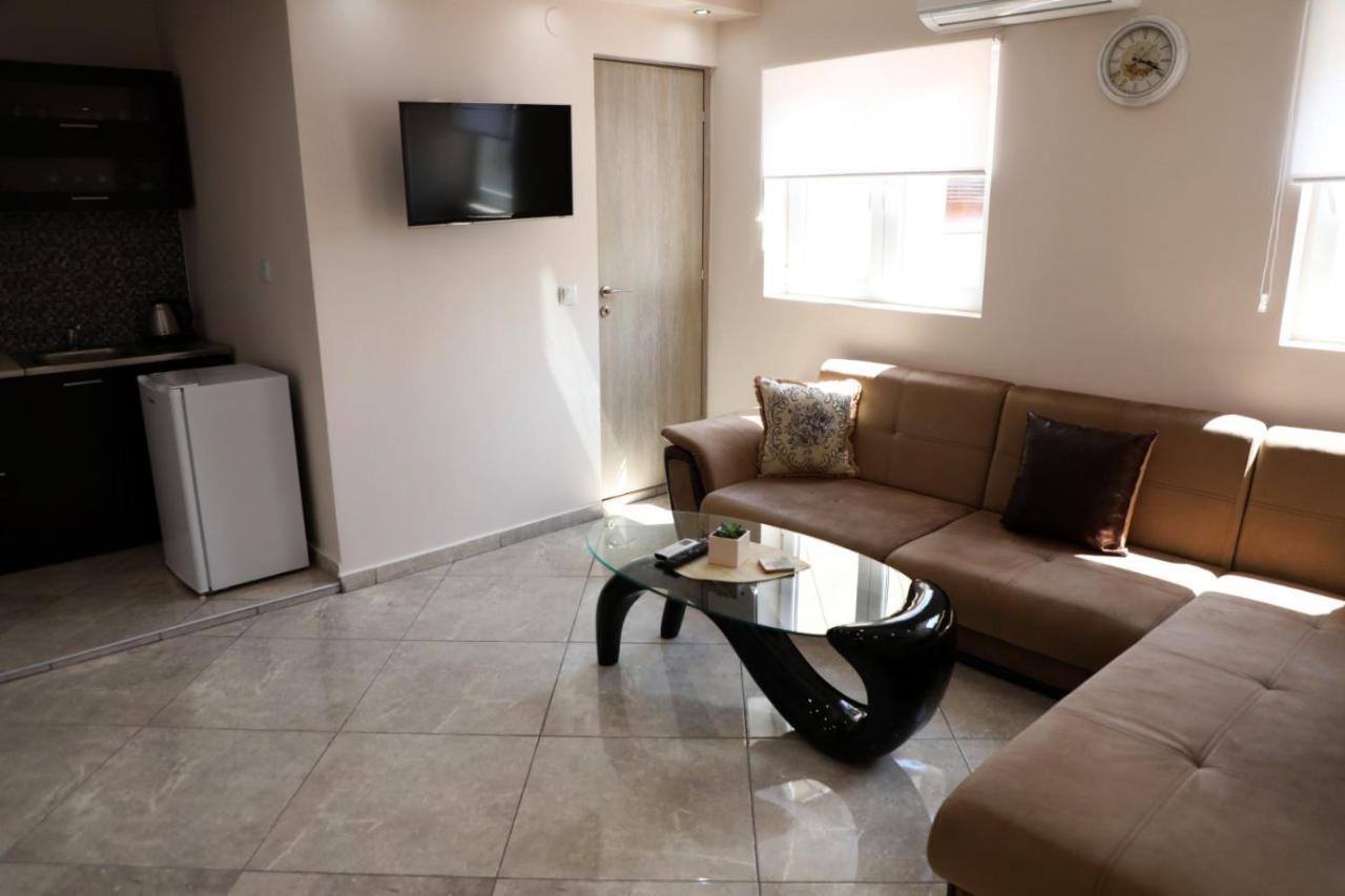 Damias Apartment