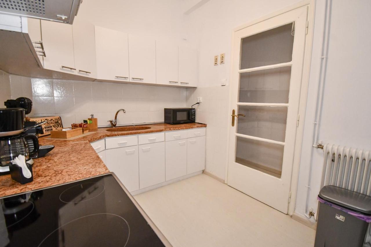 Porto Sea View - D. Gounari 5 *