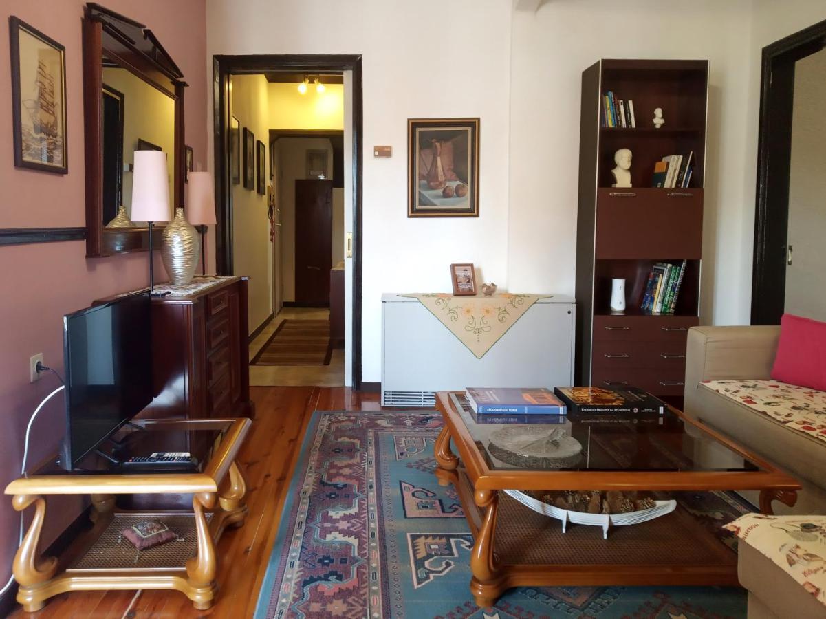 Apartment Cosy Penthouse -up To 6 Guests- In The Centre! Thessaloniki