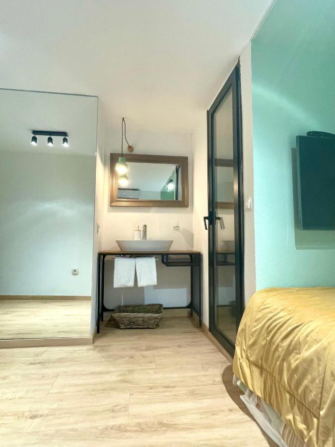 Ministerium Underground Apartamento