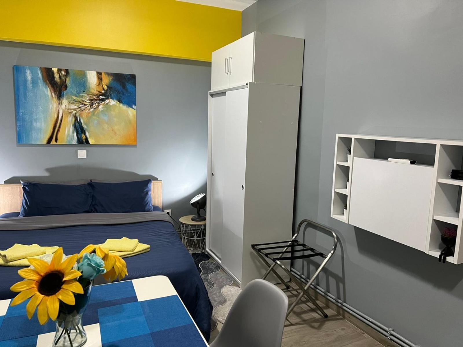 N&n's Luxurious #whitetower Apartment *
