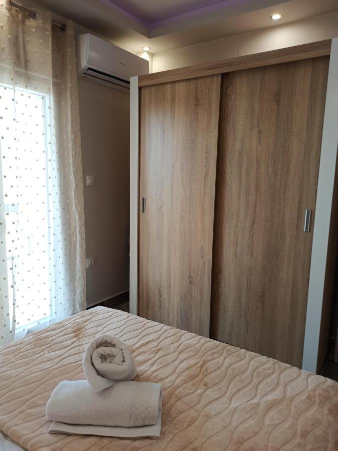 Minimalist W/ View * Thessaloniki