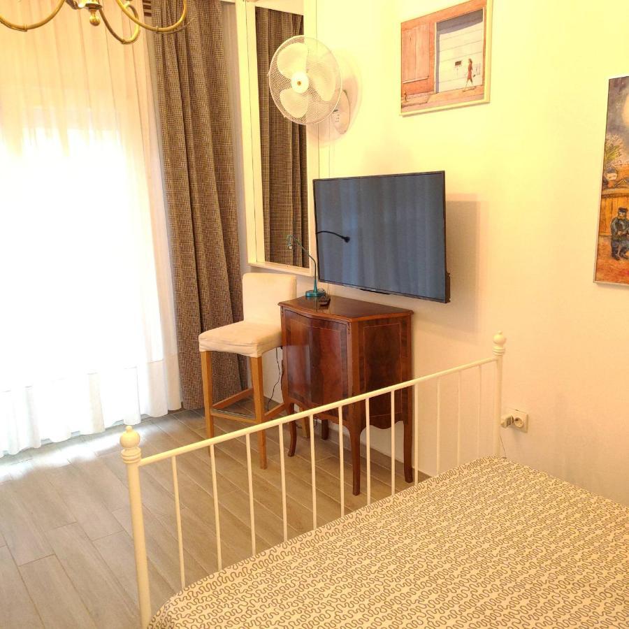 Promenade With Sea View Apartment *