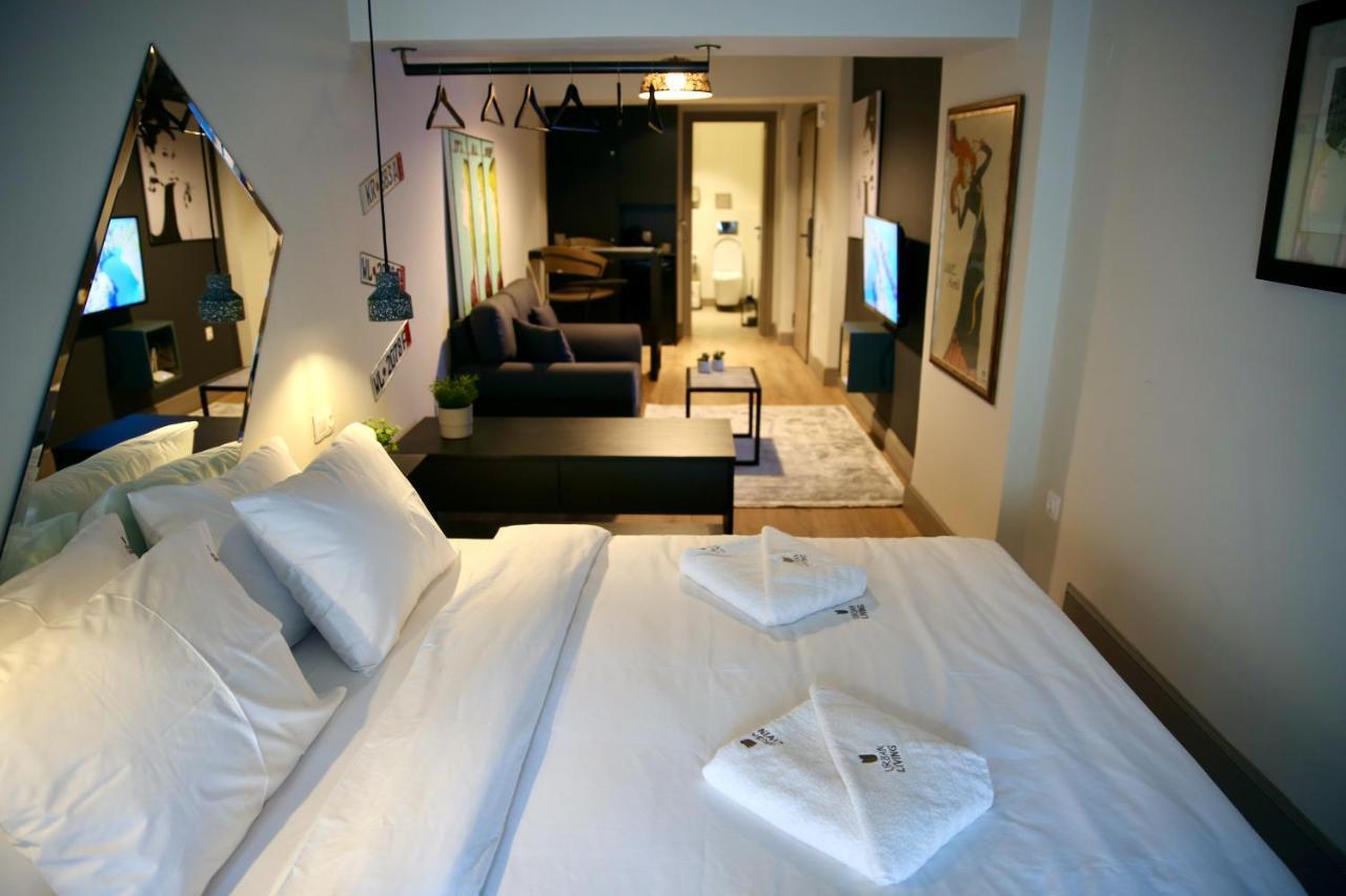 Urban Living 4 *