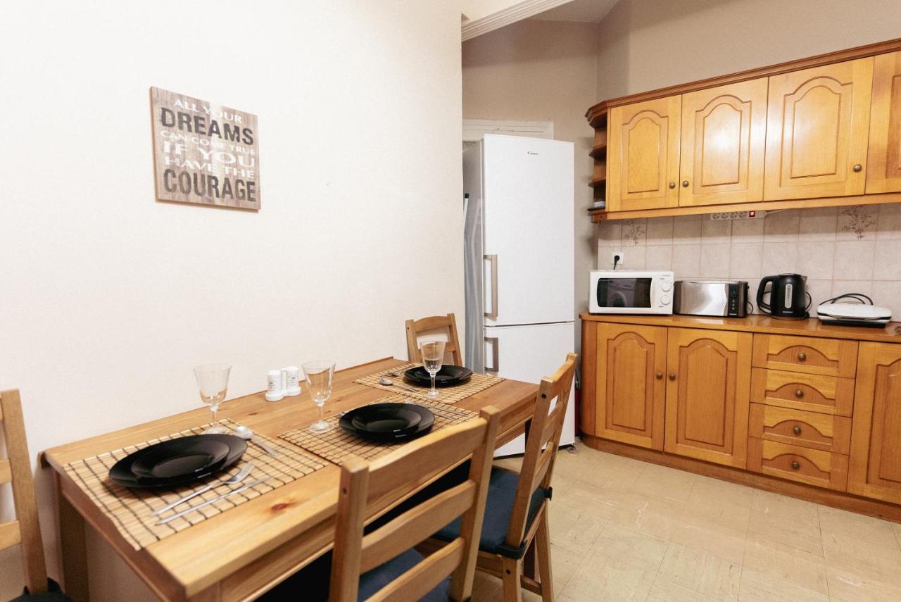 Charming 85sqm With Panoramic City-views