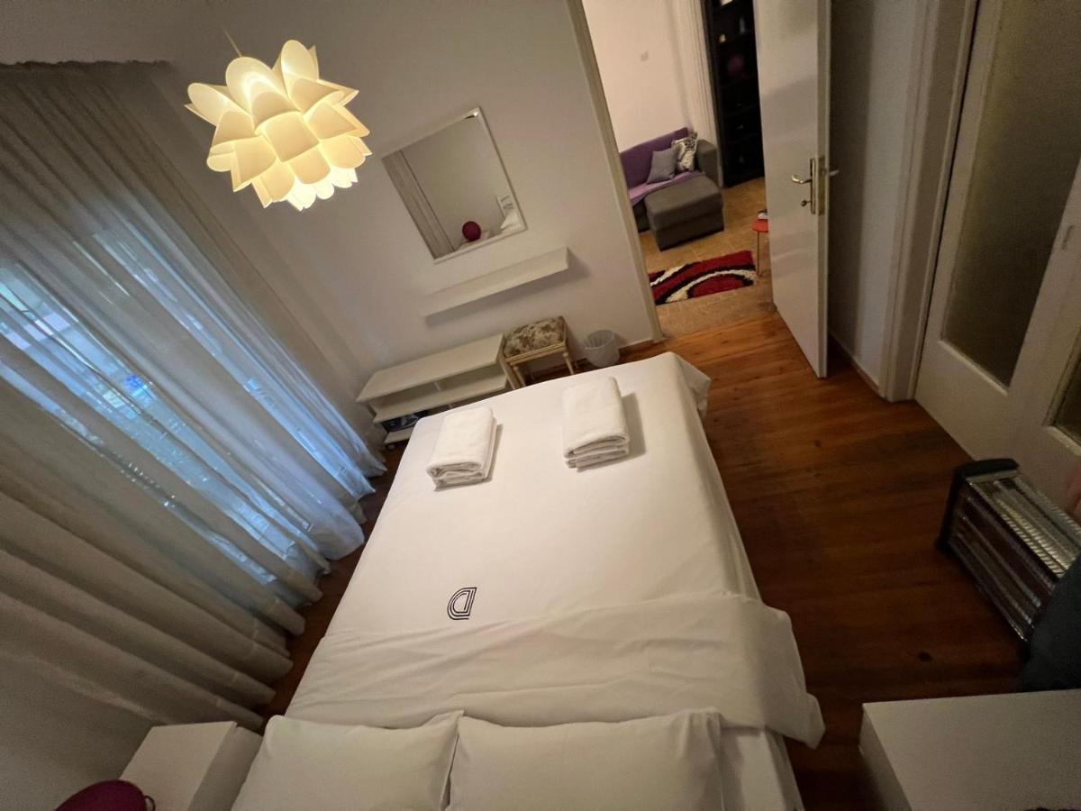 διαμέρισμα στο κέντρο της θεσσαλονίκης. Apartamento *