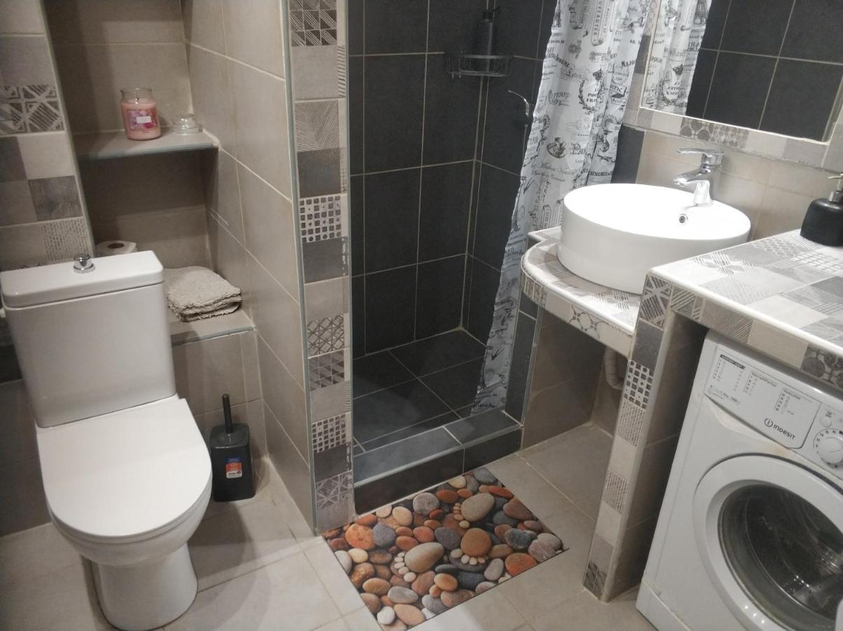 Jukebox 2 Bedrooms - Big Balcony Thessaloniki