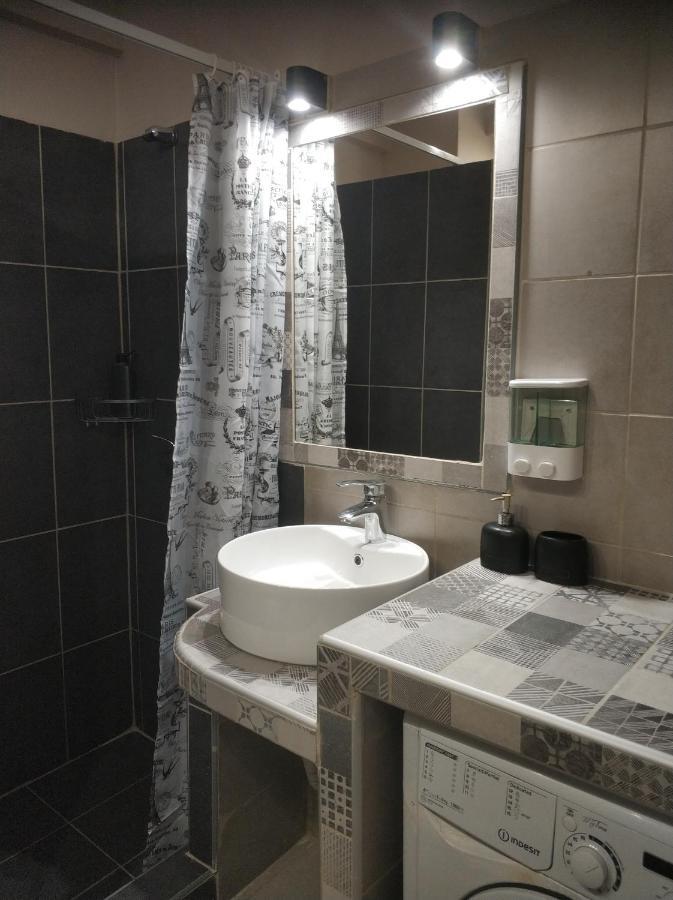 Jukebox 2 Bedrooms - Big Balcony Thessaloniki