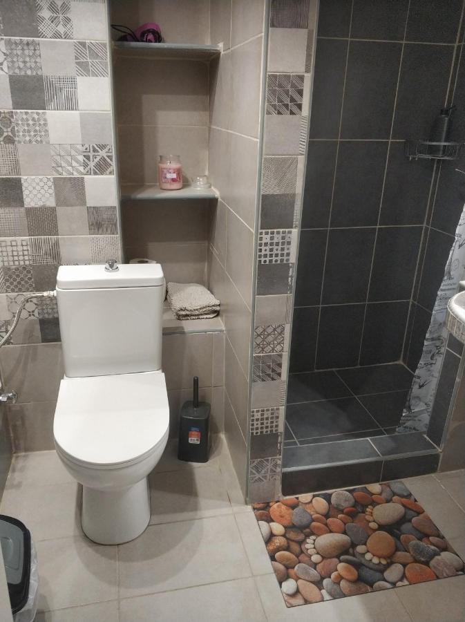 Jukebox 2 Bedrooms - Big Balcony Thessaloniki