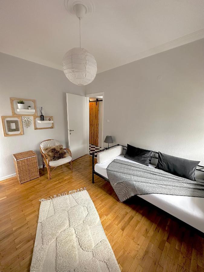 Spacious 82 M2 Two Bedroom Classy Near Center *