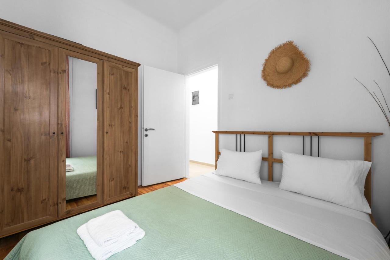 F & B Collection - Flat For 6 * Thessaloniki