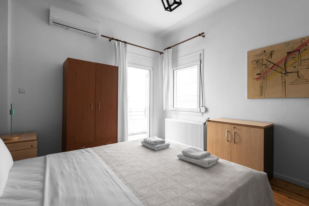 F & B Collection - Flat For 6 Apartment *