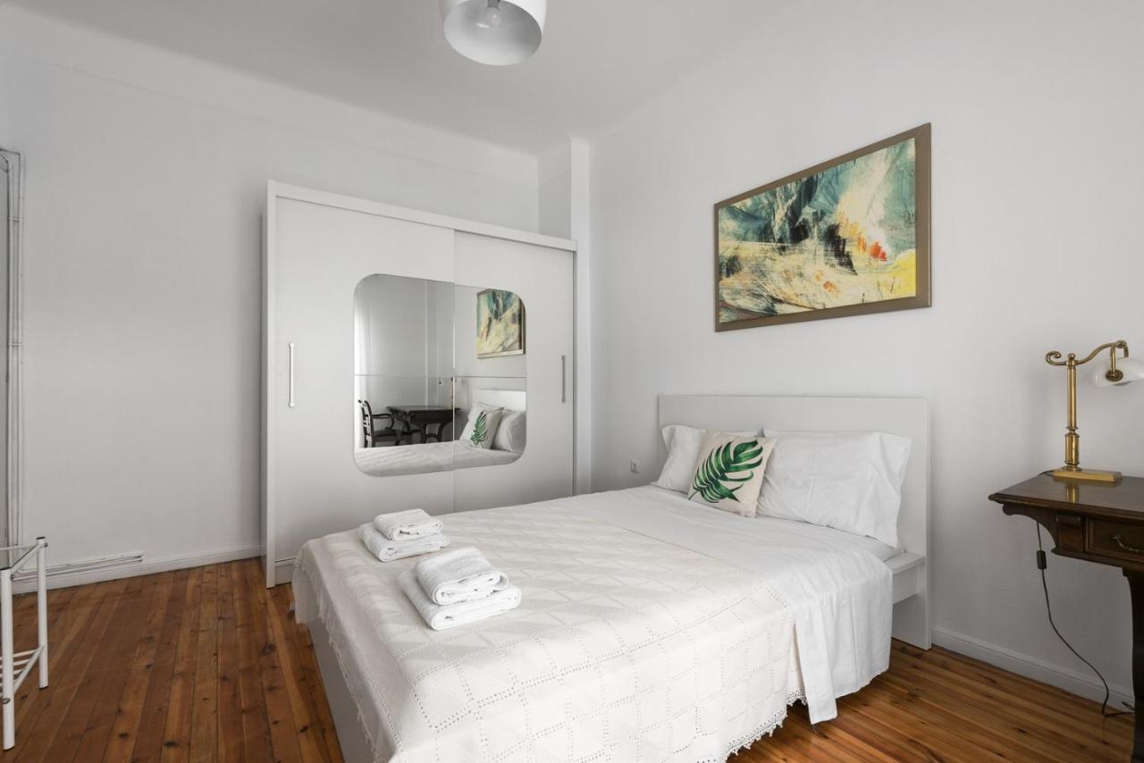 F & B Collection - Flat For 6 * Thessaloniki