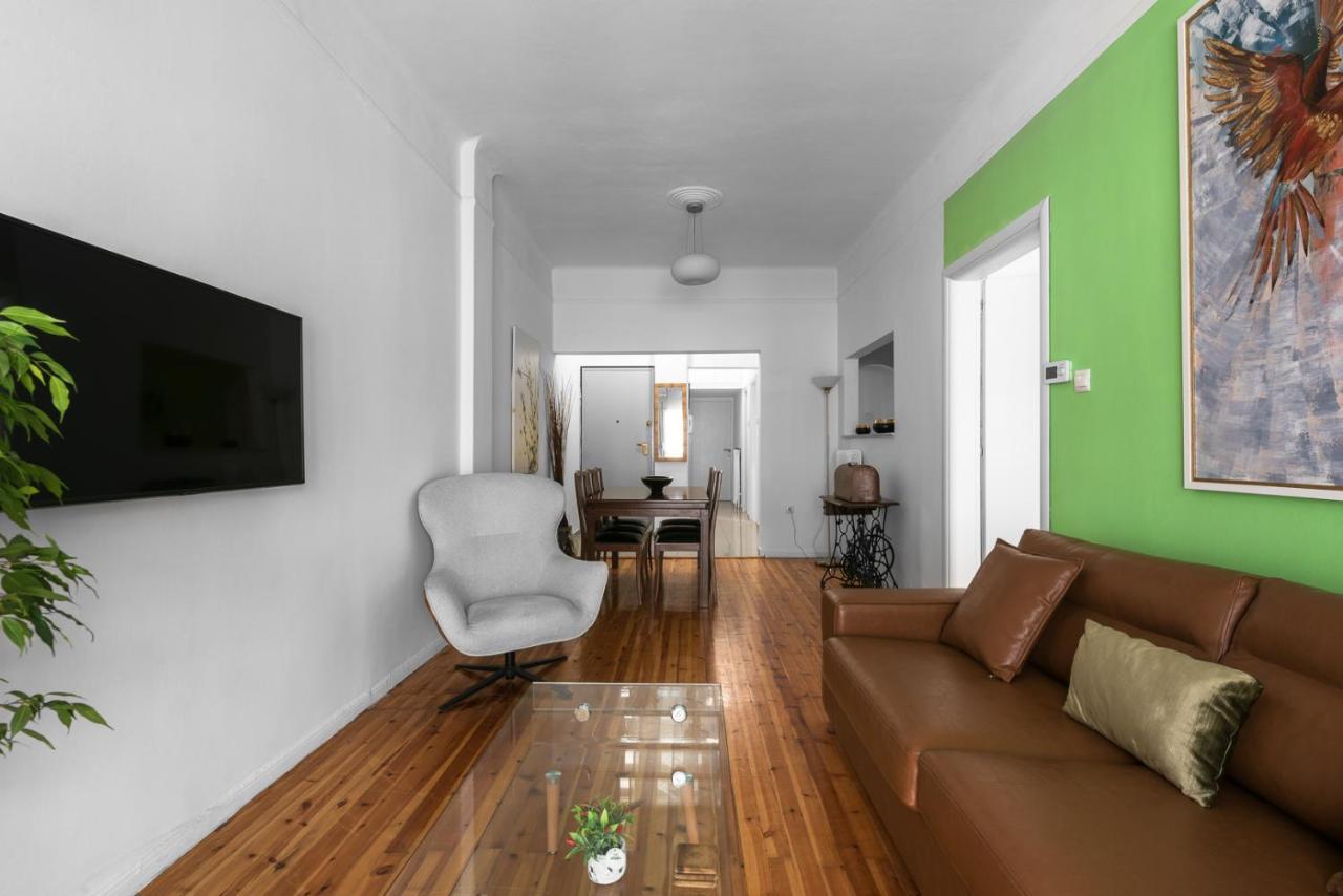 F & B Collection - Flat For 6 * Thessaloniki