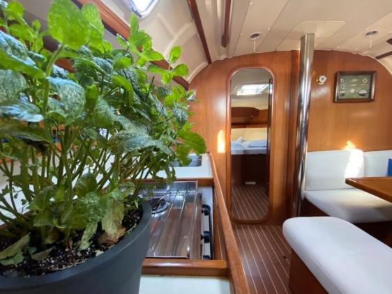 Botel North Aegean Sailinggodspeed