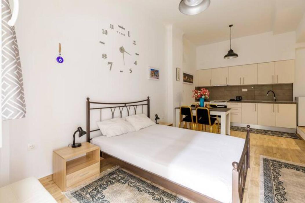 Perfect Place 71α Selanik