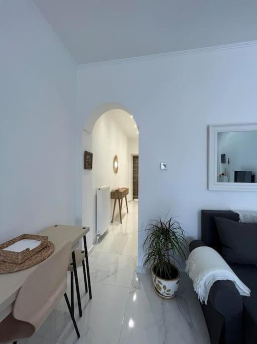 Appartement House In Diavata, Thessaloniki, Greece