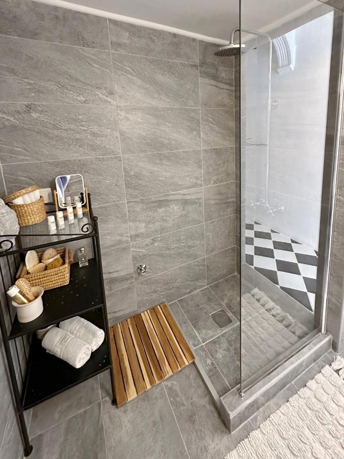 Apartment Spacious 82 M2 Two Bedroom Classy Near Center *