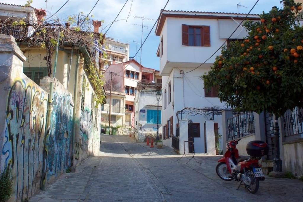 Traveler 85m2 Private Parking Next To Center * Thessaloniki