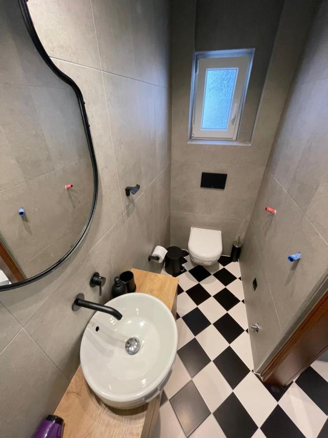 Apartment Roua Mat