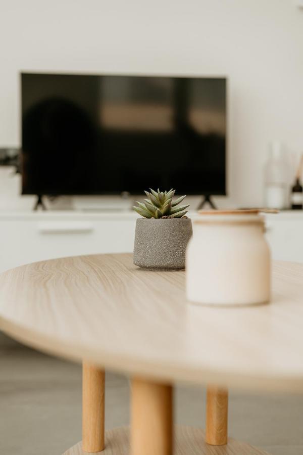 Urban Elegance In Guest house *