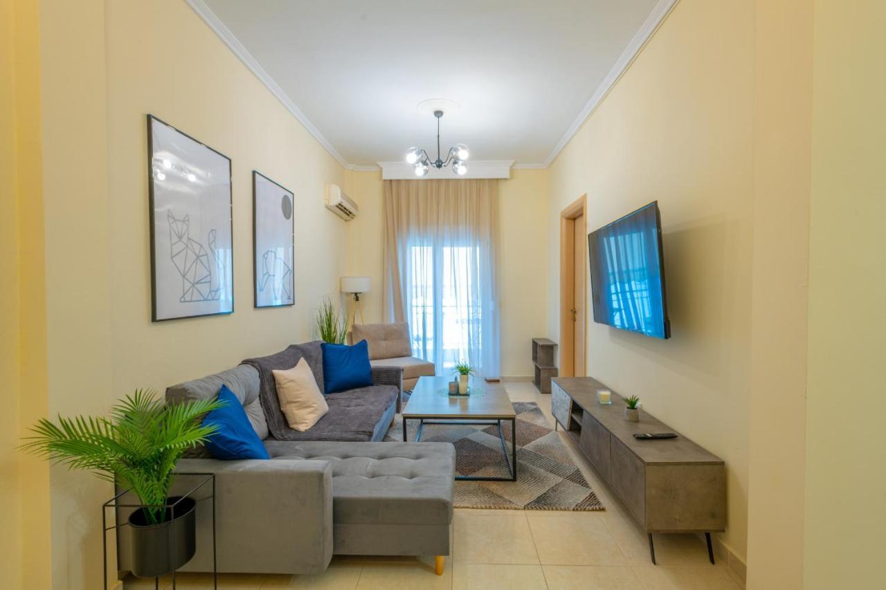 Niovi, Stylish Near The Waterfront *
