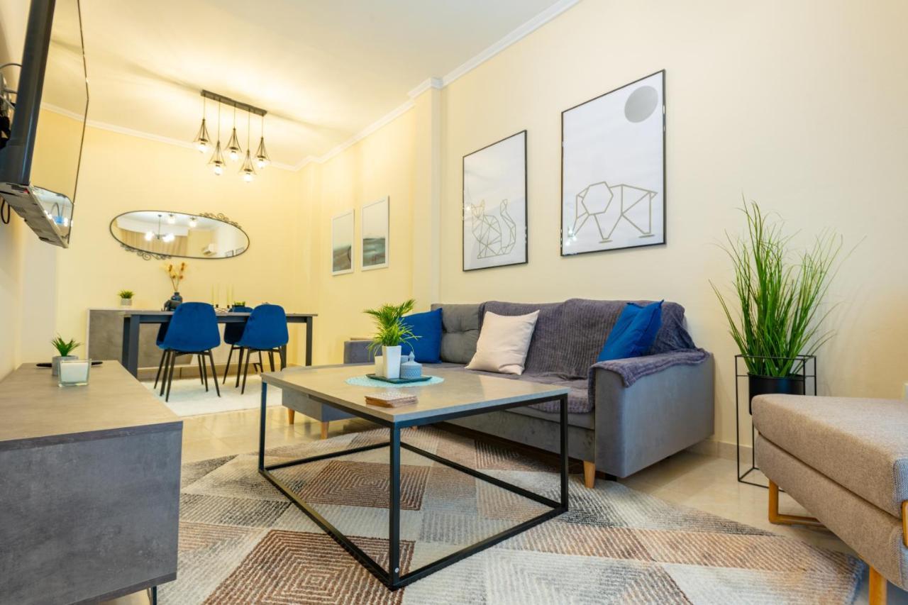 Niovi, Stylish Near The Waterfront