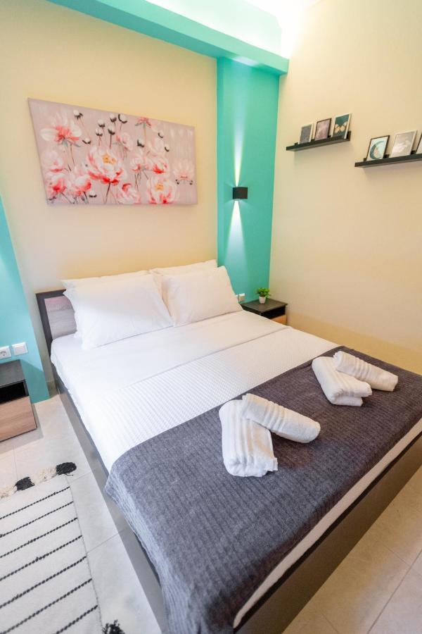 Niovi, Stylish Near The Waterfront