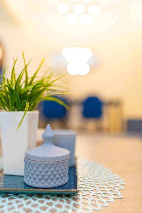 Niovi, Stylish Near The Waterfront *