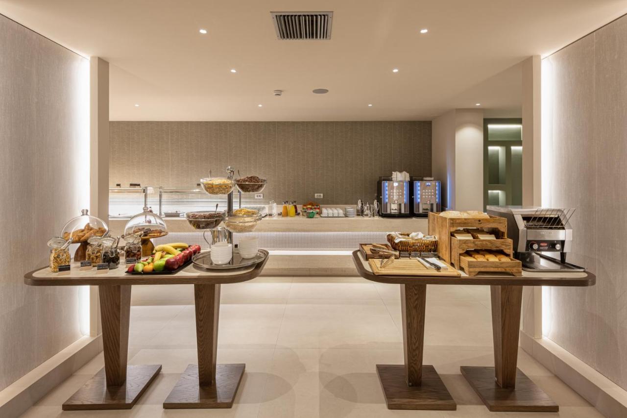 Holiday By Ihg 5*