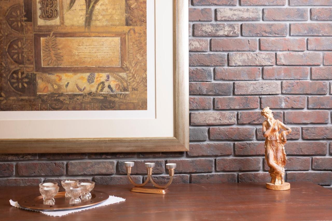 Joene Vintage Apartment