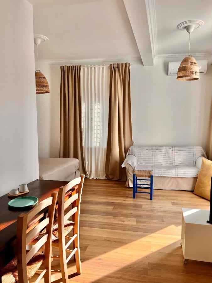 Adi Boutique House *