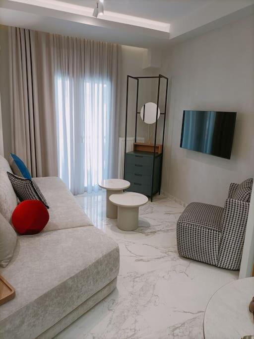 Luxe Boutique With Balcony Apartment Thessaloniki