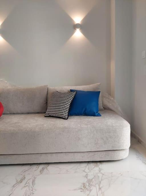 Luxe Boutique With Balcony Apartment