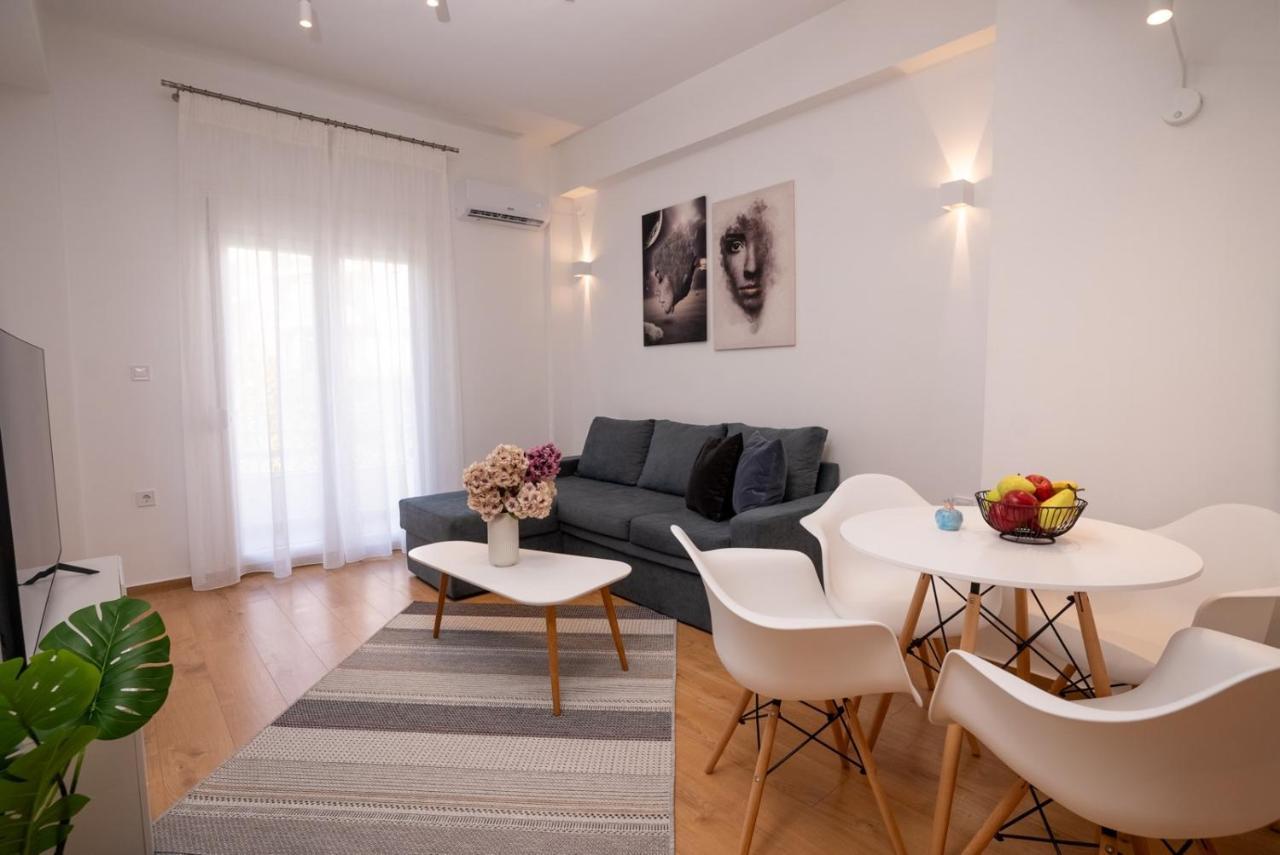 Lovely In The Heart Of Center Apartment *