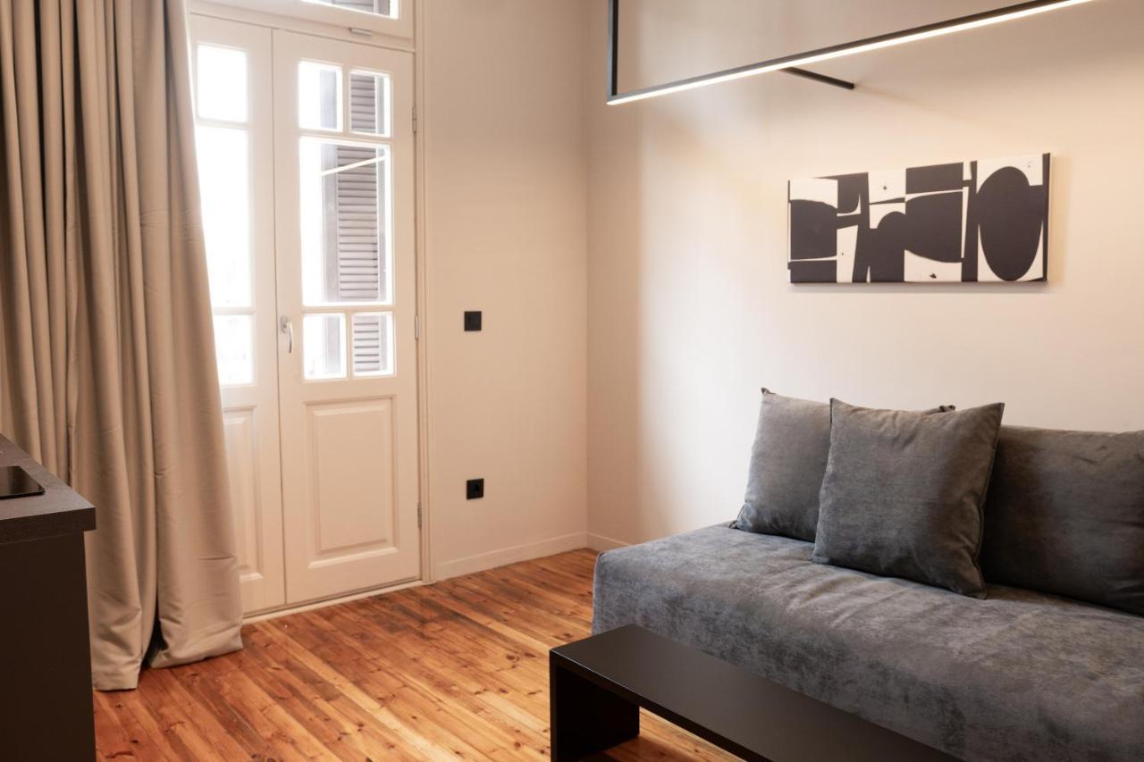Taskou Luxury Apartment *